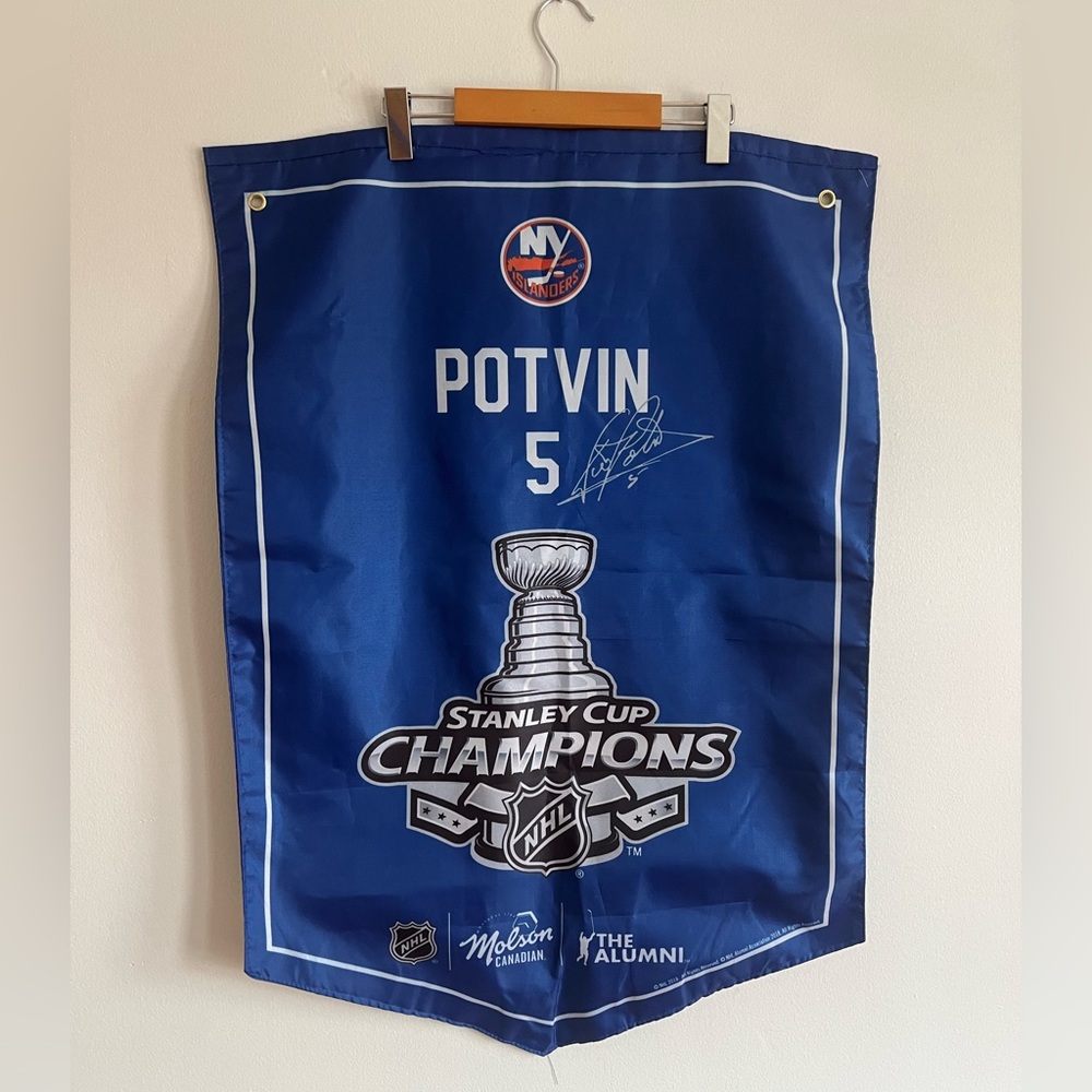 New York Islanders Flag / Potvin #5 / NHL / 2018